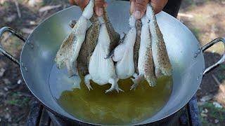 FIELD FROG!! Deep Fried Frog Recipe | Crunchy Frog Cooking and Eating