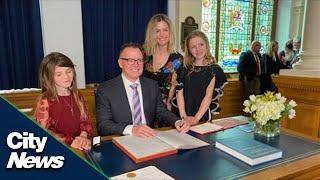 BC Liberal Leader Kevin Falcon sworn into the Legislature