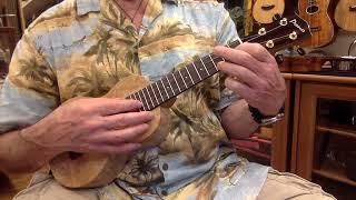 Ukulele Mania Demo "Moon River" on Pono Curly Mango Soprano #5403