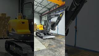 BITSMANN® DX60 Compact Excavator
