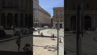 Генуя, площадь Феррари,  Италия / Piazza De Ferrari