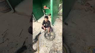 Highway puncher scam  | tubeless tire. #blogger #vlog #tire #puncture
