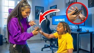 Big Sister EXPOSES Little BROTHERS SECRETS To His CRUSH | Ahvi LeeXO