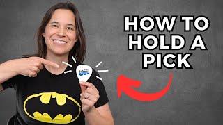 How To Hold A Guitar Pick for Beginners - Right VS Wrong