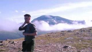 Arctic Chess: Mountain Walk