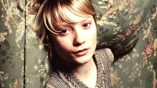 Mia Wasikowska (a thousand words)