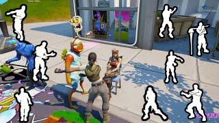 Default Skin Flexing Rare emotes.. ( Party Royale )