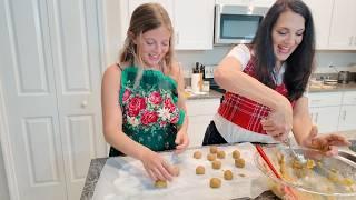 Baking Festive Cookies with Mom l VLOGMAS DAY 17