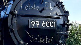 99 6001 verabschiedete sich mit Mega Pfiff und Läuten aus dem Bahnhof Gernrode (Harz) / 23.09.2024