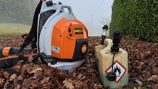 On souffle les feuilles avec le br 800 C de chez stihl 