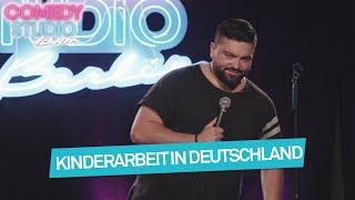 Kinderarbeit in Deutschland | Serdar Karibik | Comedy Studio Berlin