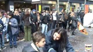 Non ci rubate l'acqua ! - Napoli, 28 novembre 2009, freeze flash mob MoVimento 5 stelle