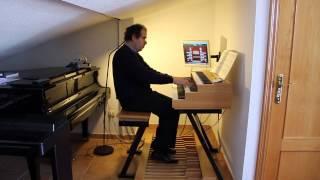 Bach  Concerto C major BWV 595.m4v