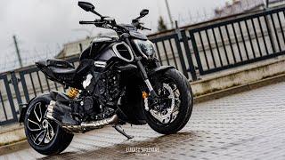 NEW Ducati Diavel V4 2023 - Brutal Motorbike in Detail and walkaround