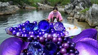 Wild freshwater giant clams, filled with precious and charming pearls, are extremely beautiful