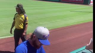 Paul Blackburn signing autographs