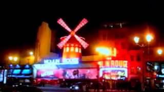 Кабаре-варьете Мулен Руж (Moulin Rouge) в Париже