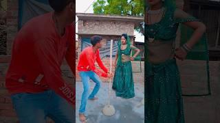 Bahut garmi hai tere mein #bollywood #dialogue #comedy #youtube