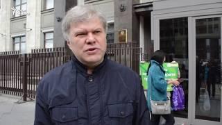 Активисты партии "Яблоко" требуют принять закон против прославления Сталина