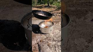 Lunch break. Pausa para almorzar. #bushcraft #outdoor