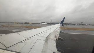 Newark, New Jersey - Takeoff from Newark Liberty International Airport