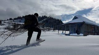 Surviving in Abandoned Wooden Cabin | Tough Winter Camping in Deep Snow