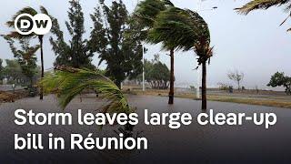 Cyclone Garance slams French territory of Réunion | DW News