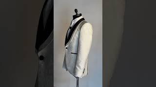 4-Piece Off White & Black Wide Shawl Lapel Tuxedo with vest and pants