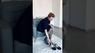 TAKE OFF SHOES IN PANTYHOSE BLACK PANTYHOSE FEET