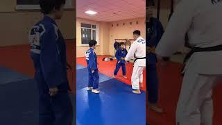 Judo Tai-Otoshi - передняя подножка. Дзюдо в Астане, тренер Пак Сергей Александрович.