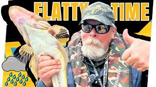 RAIN OR SHINE! Wading The Shoreline To Catch FLATHEAD On Hard Lures