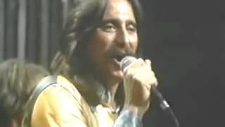 Three Dog Night - An Old Fashioned Love Song