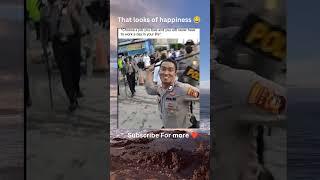 That look of happiness  #job #work #satisfaction #police #philarious #funny #cute #laugh #jokes