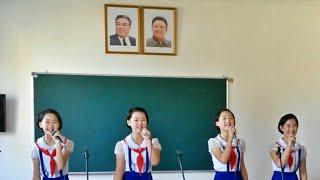 One of The Best Song From North Korea - Train to the Front Line 전선행렬차 Performed by Ryulgok Students