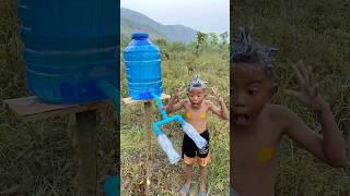 Survival Skills: SMART idea and USEFUL with saving water #bushcraft #camping #outdoors