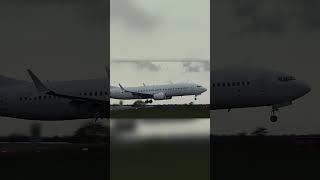 Boeing 737 MAX 8 Landing at Norwich Airport