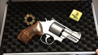 Smith & Wesson PERFORMANCE CENTER Model 627 2.6"