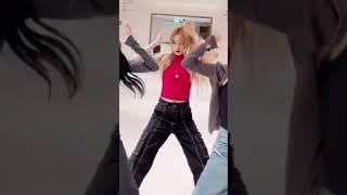 YUQI - I Want That