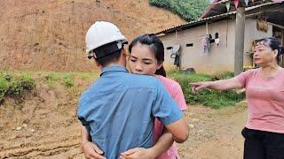 The poor girl ran from afar to hug the kind guy after not seeing him for many days