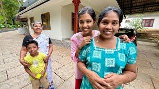 Home  വീട്ടിൽ ഇനി എല്ലാർക്കും ഇയാളെ മത്രം മതി  A DAY WITH FAMILY / wayanad Honey museum LLP