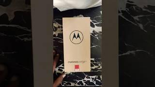 Motorola Edge 40 Unboxing