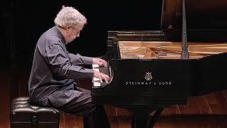 Albéniz-Godowsky - Tango (Nelson Freire, piano)