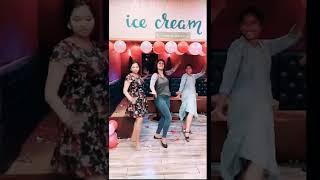 #actress Kasthuri dancing with her daughter