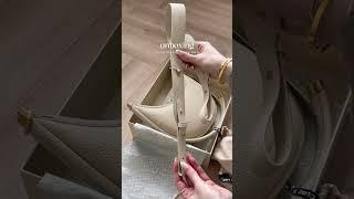 My first Songmont bag  this is the Luna in Ivory & she’s a beauty! #unboxing #unboxingvideo
