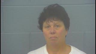 Woman accused of trying to sell Graceland takes plea deal