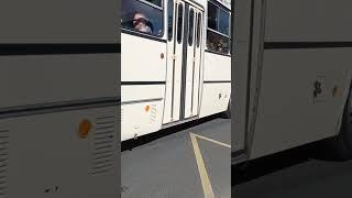 "Эксклюзив" автобус IKARUS 280 на остановке Гостиница Прибалтийская