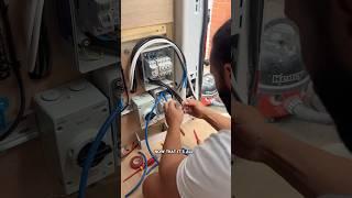 Van Build Electrics | Van Build Episode 37