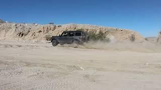 Testing the Baja G.O.A.T mode in a brand new 2022Ford Bronco Wildrtack