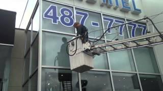 New lettering at Ford Lincoln Gabriel