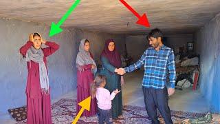 Umm al-Baneen decided to get a divorce... but her father is coming back!